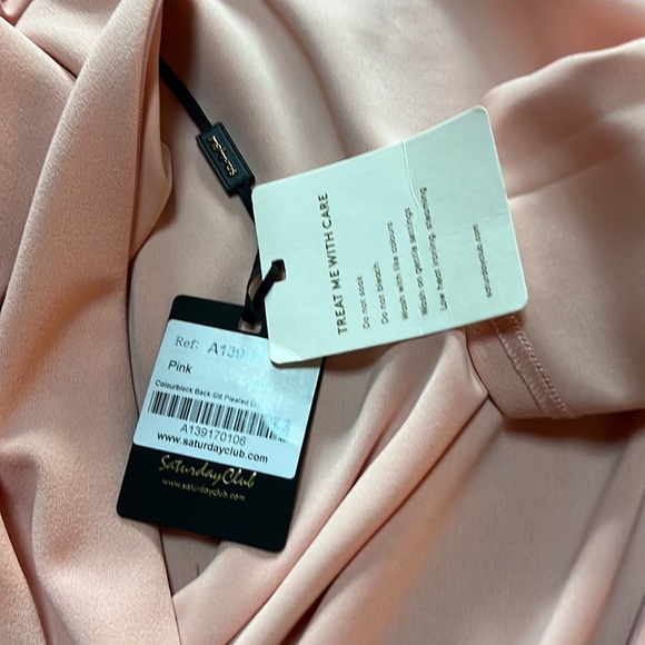 NWT Saturday Club dress-pink on pink color block with pleating details-US Large - Picture 10 of 12